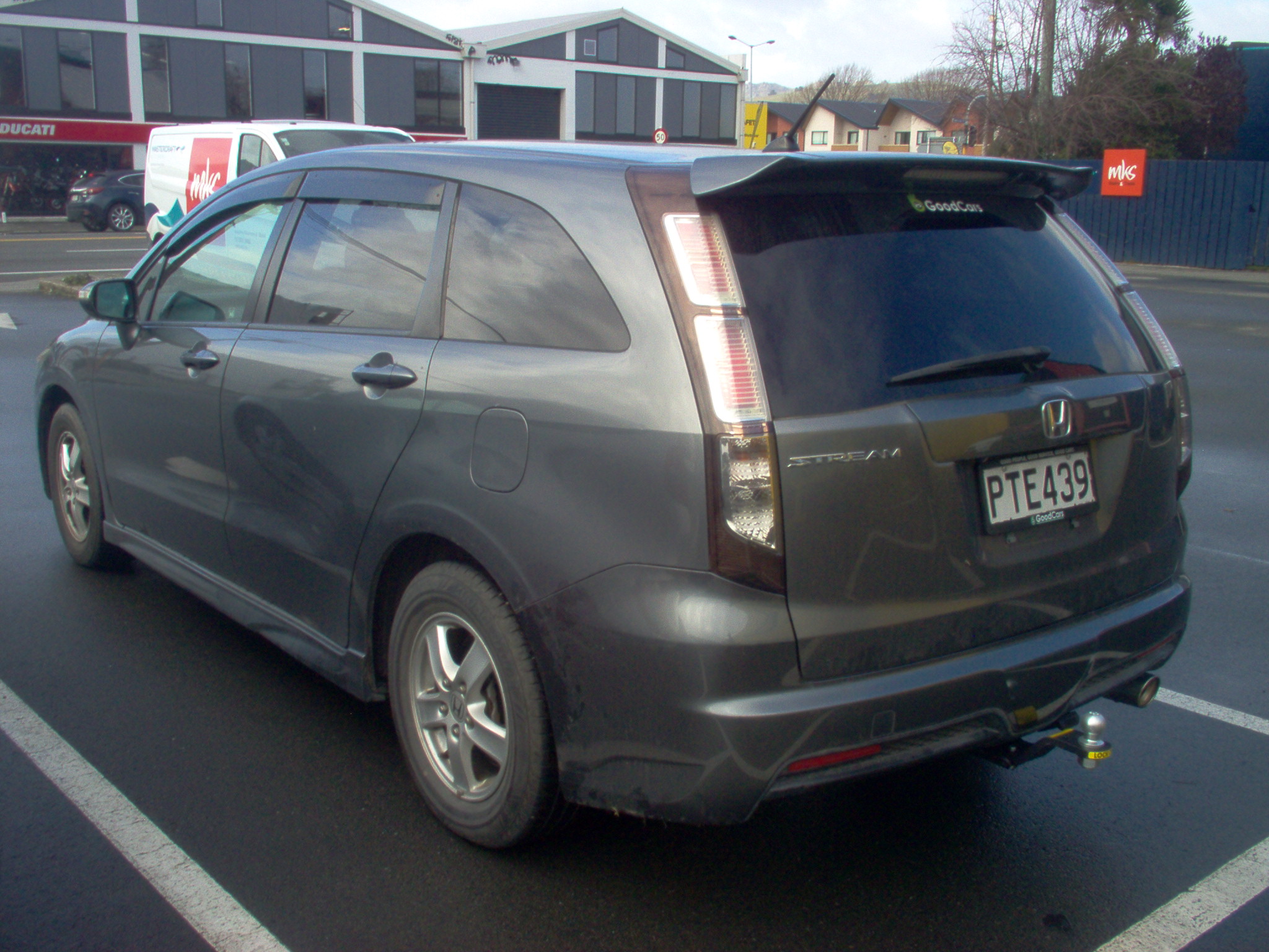 HONDA STREAM STATIONWAGON 2008-2014